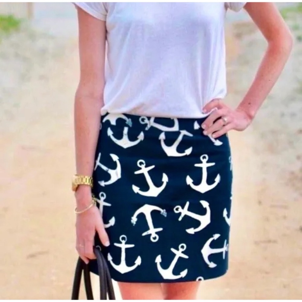 JCREW NAVY BLUE MINI SKIRT WITH WHITE ANCHORS SIZE 6